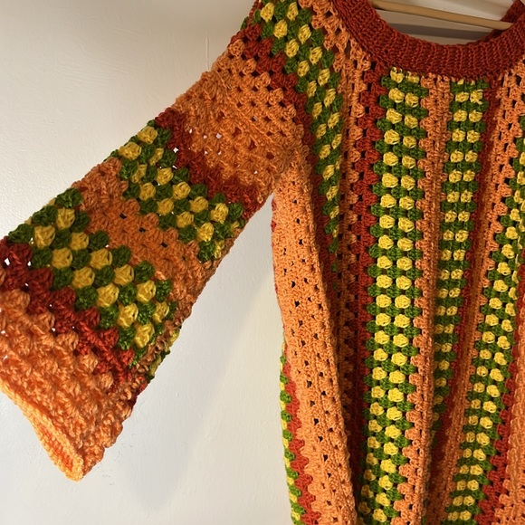 Handmade Crocheted Vintage 1970s Hippie Boho Afghan Blanket Tunic Sweater - Picture 3 of 6